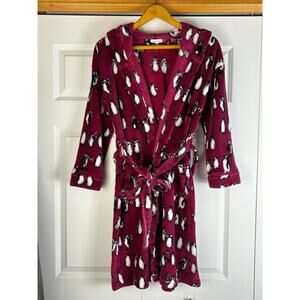 VERA BRADLEY Fleece Robe 21640-Q38 Playful Penguin Cabernet Maroon Sz S/M